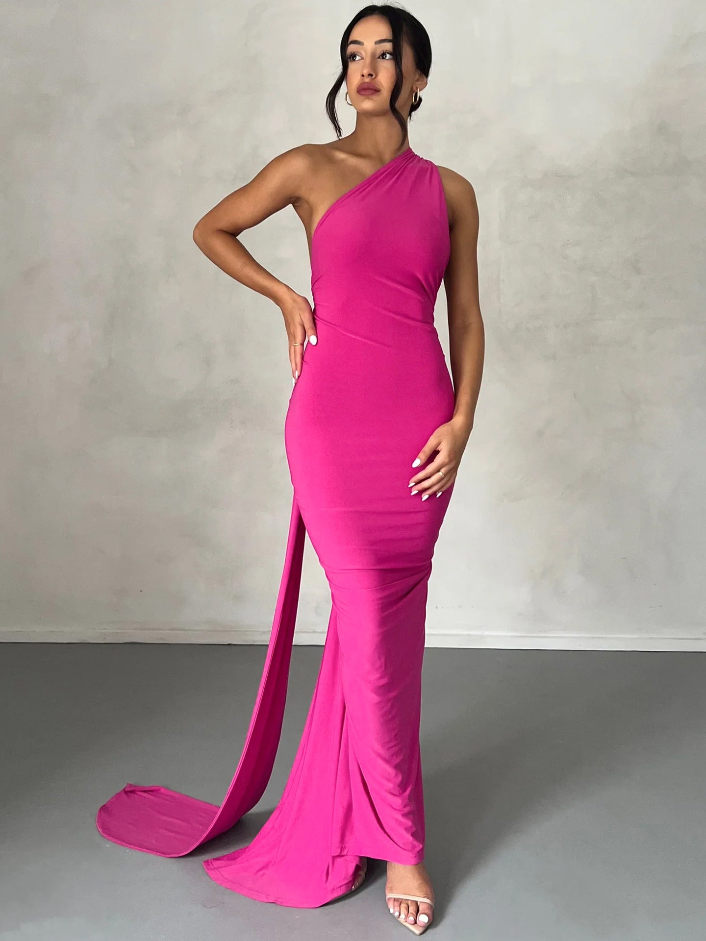 Sexy Backless Pleated Slim-fit Solid Color Dress