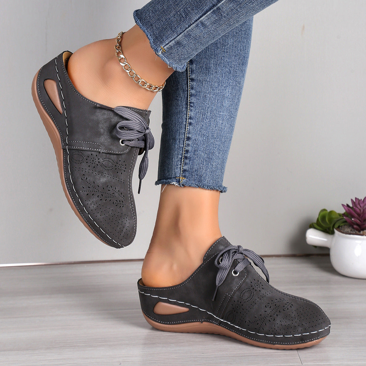 Summer Baotou Lace-up Slippers Outdoor Hollow Out Wedges Slippers For Women Sports Shoes